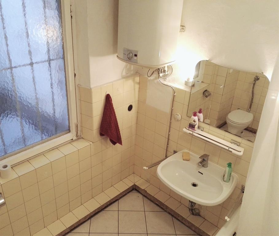 Privatzimmer Furth Zentrum ภายนอก รูปภาพ