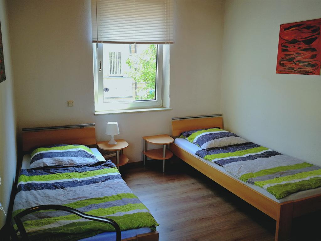 Privatzimmer Furth Zentrum ภายนอก รูปภาพ